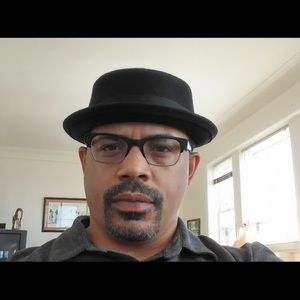 Meet your Posher, Jonathan